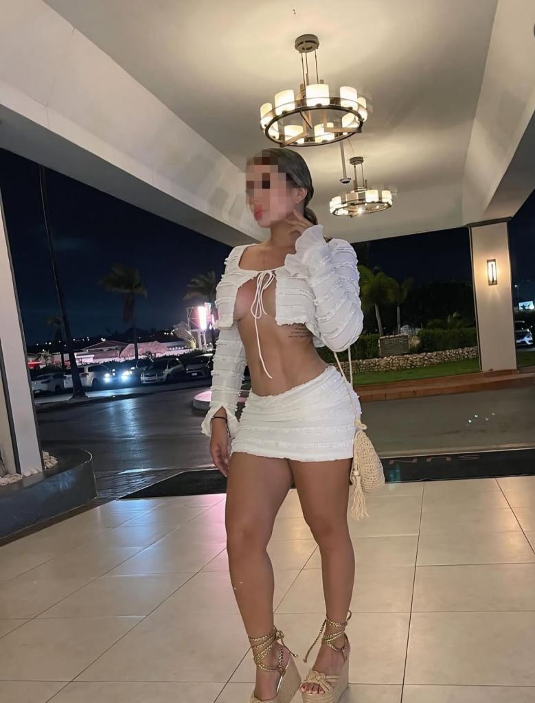 613233431: Chica busca chico en Málaga