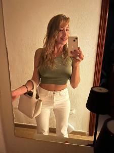 667362338: Chica busca chico en Madrid