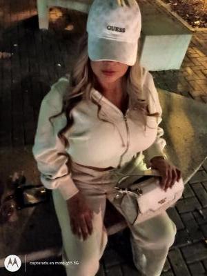 613571258: Chica busca chico en Lérida