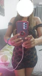 613887374: Chica busca chico en Barcelona