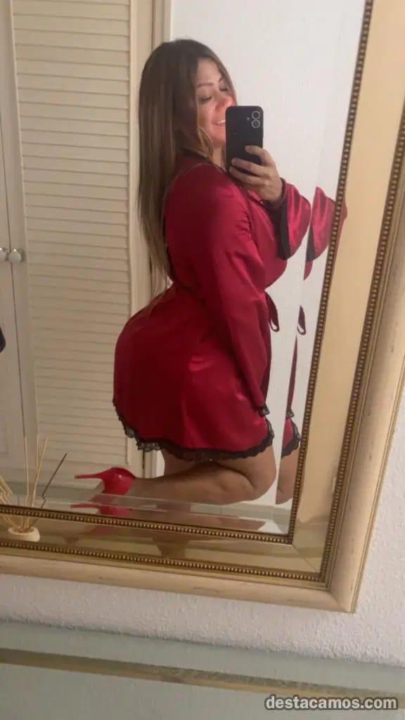 613274700: Chica busca chico en Tenerife