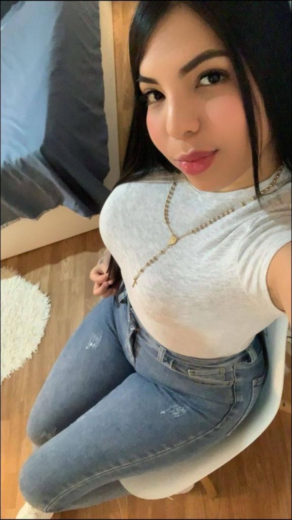 661151366: Chica busca chico en Granada