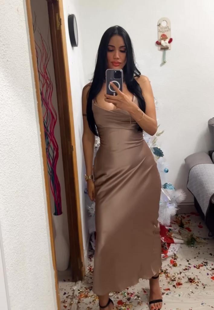631607204: Chica busca chico en Zaragoza