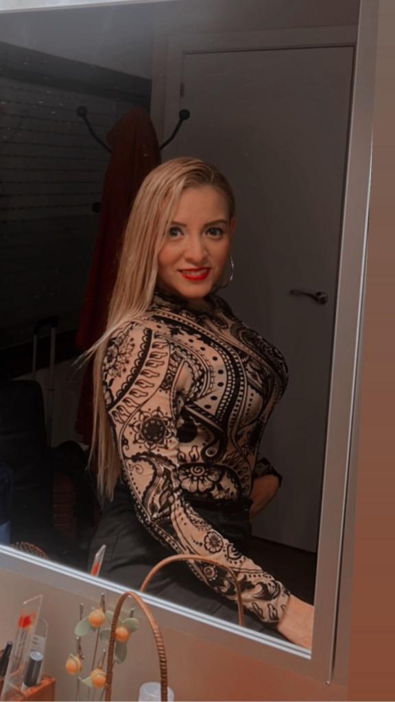 604145870: Chica busca chico en Valencia