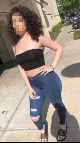 652086060: Chica busca chico en Valencia