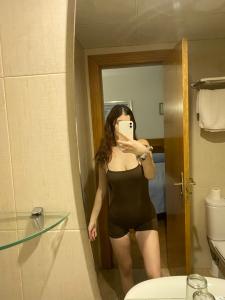 674897612: Chica busca chico en Alicante