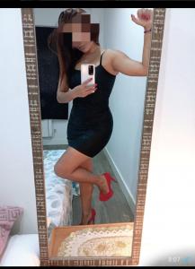 634388270: Chica busca chico en Navarra