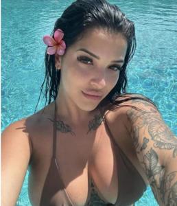 614685810: Chica busca chico en Ibiza