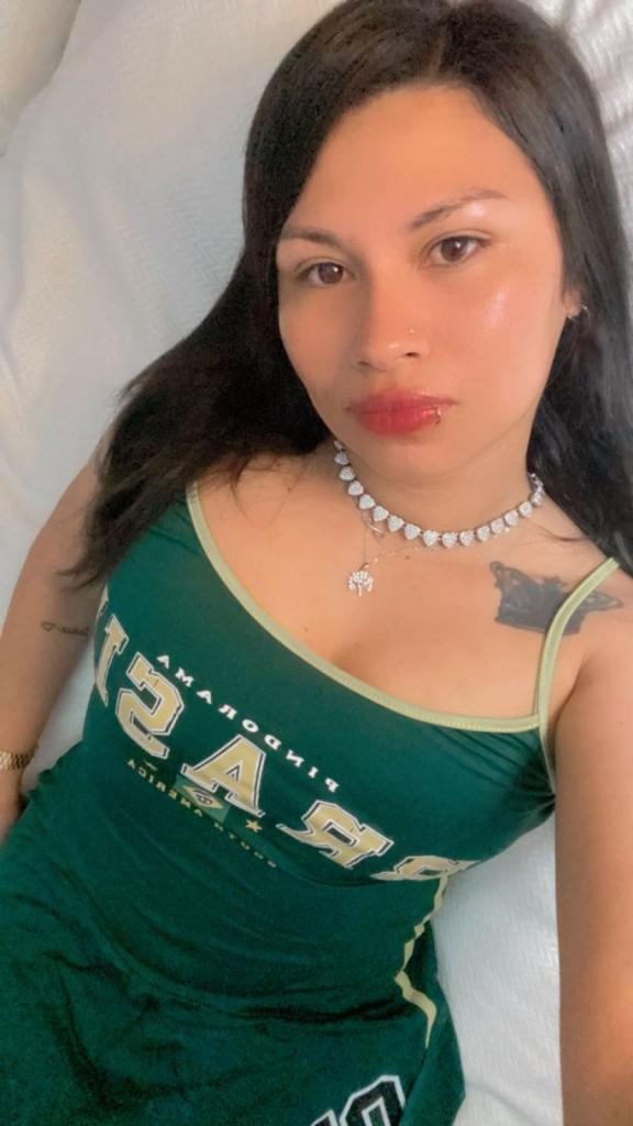 Chica busca chico en Tenerife: 