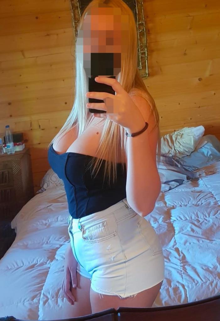 613921903: Chica busca chico en Cádiz