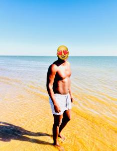 Chico busca chica en Sevilla: 