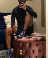 672993541: Chico busca chica en Alicante