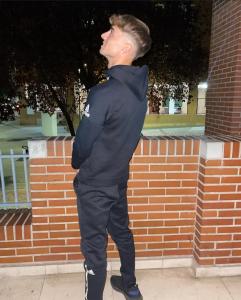 Chico busca chica en Cuenca: 