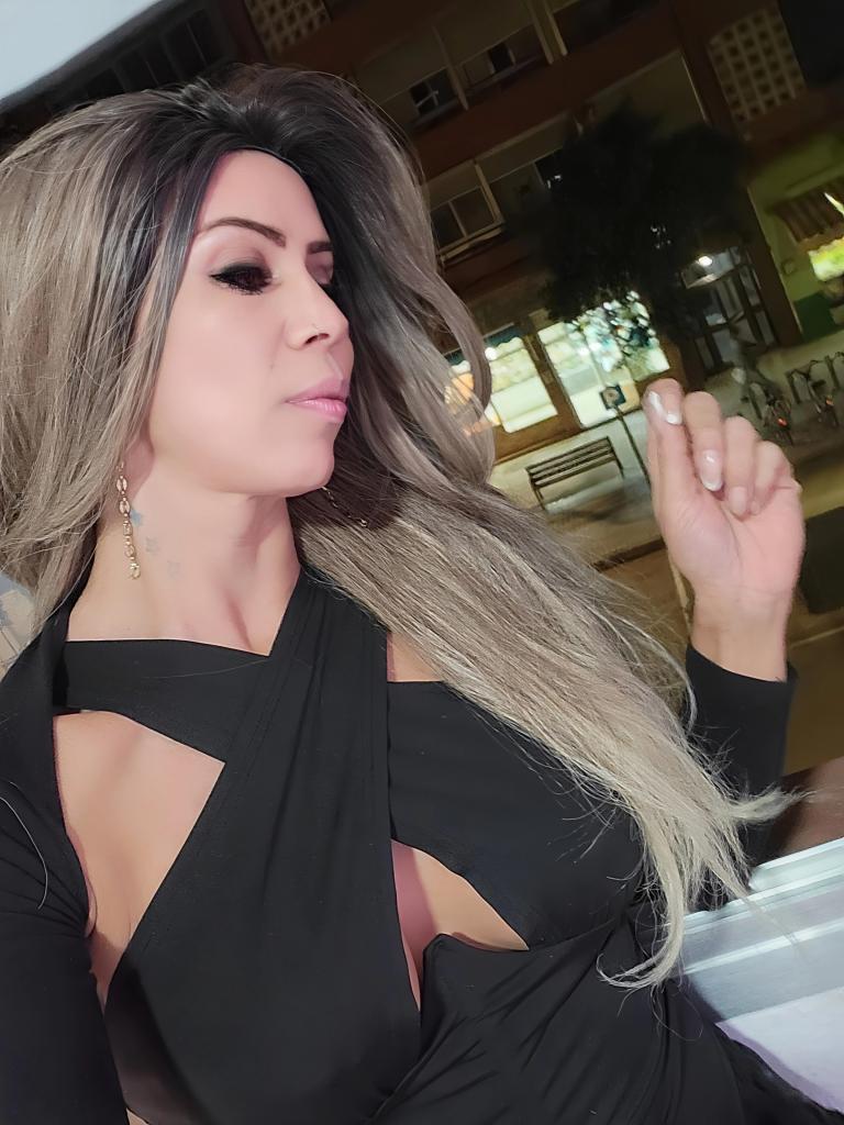 631825988: Transexual en Valencia