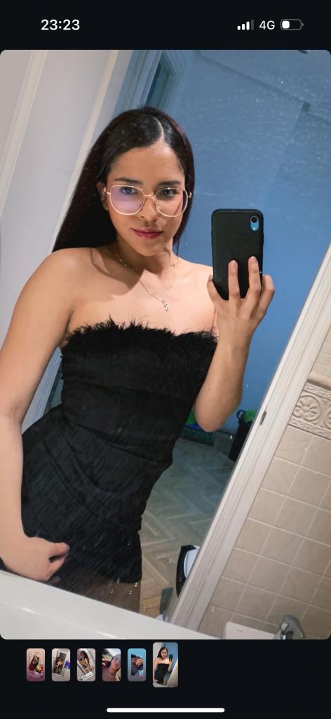 631814311: Chica busca chico en Barcelona