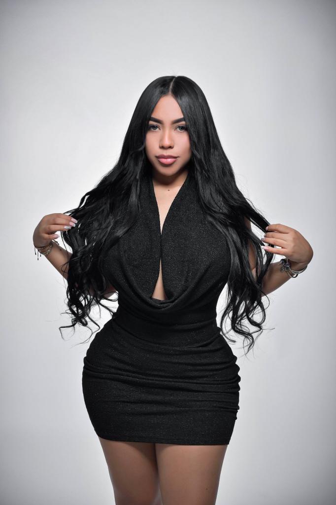 635713171: Chica busca chico en Granada