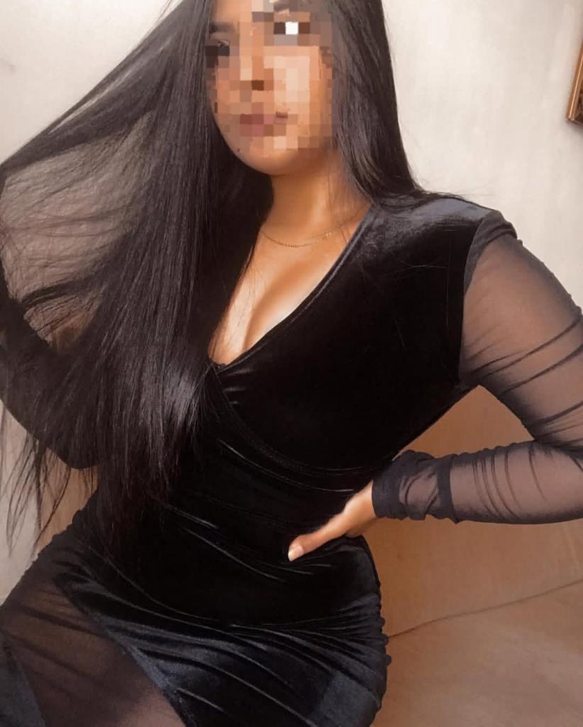 643954839: Chica busca chico en Salamanca