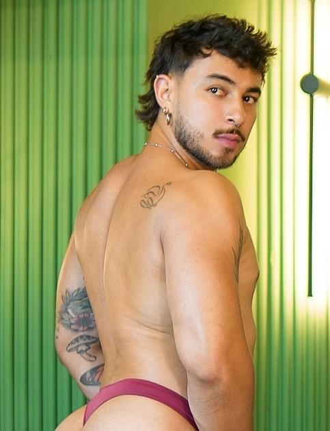 Chico busca chica en Valencia: 