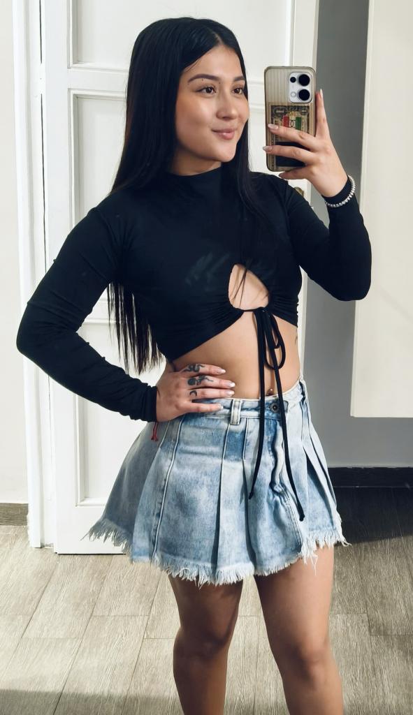 667563642: Chica busca chico en Málaga