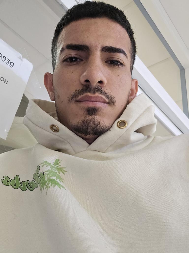 685287388: Chico busca chica en Madrid