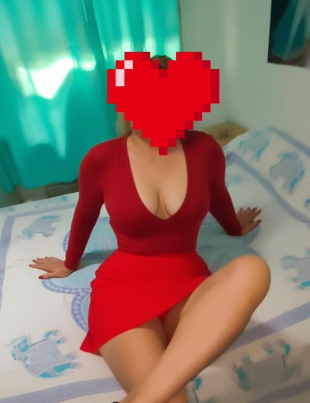 677610558: Chica busca chico en Madrid