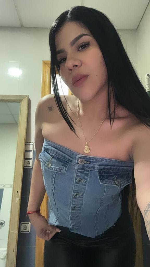 613903404: Chica busca chico en Valencia