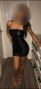 614677730: Chica busca chico en La Coruña