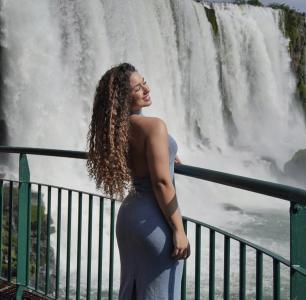 742097358: Chica busca chico en Granada