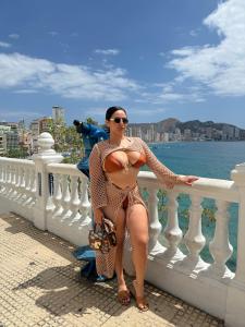 664489169: Chica busca chico en Ceuta