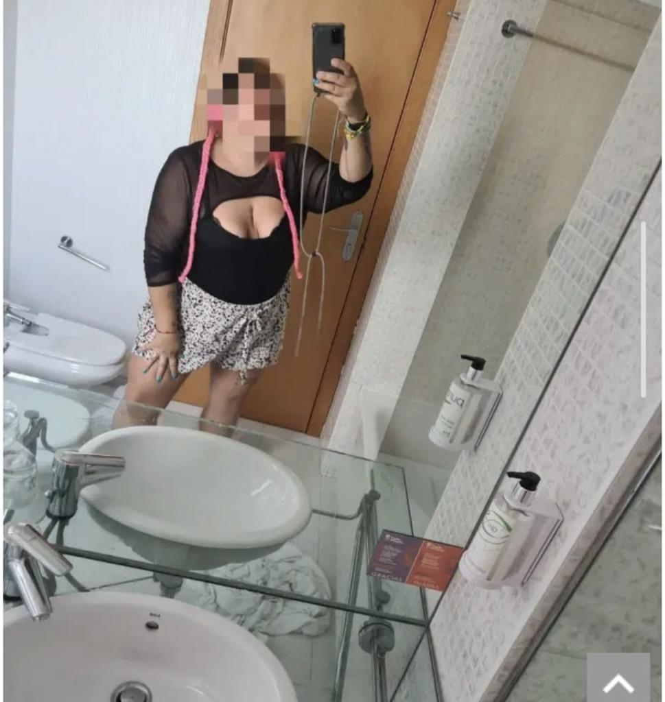 642367798: Chica busca chico en Sevilla