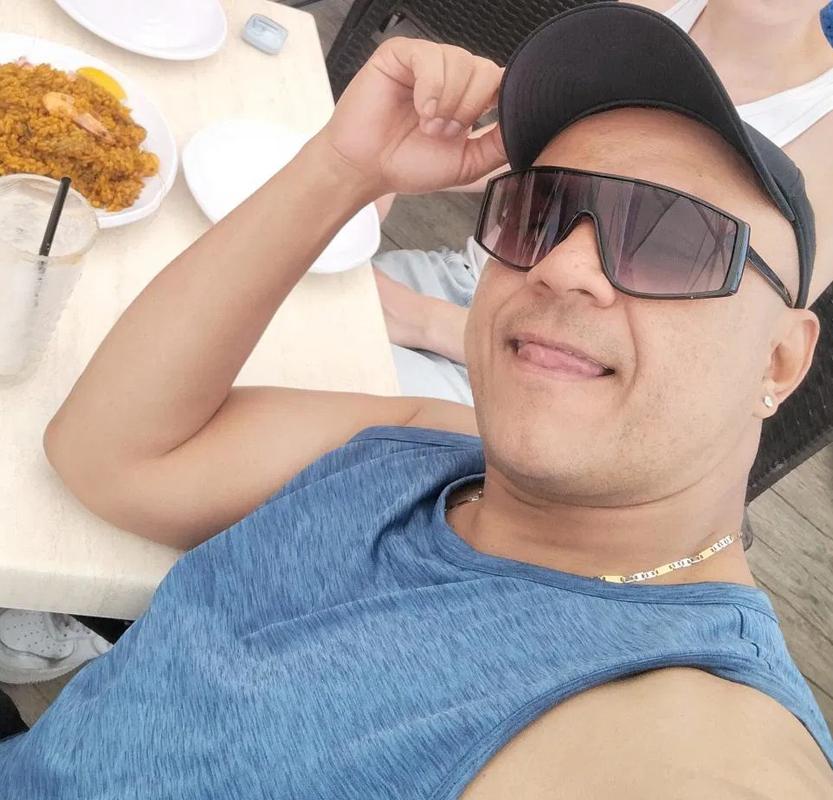 Chico busca chica en Málaga: 