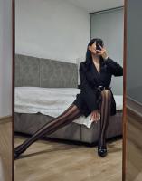 613967170: Chica busca chico en Sevilla