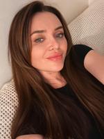 613760149: Chica busca chico en Barcelona