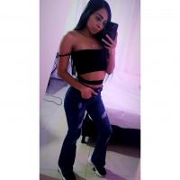 613981338: Chica busca chico en Barcelona