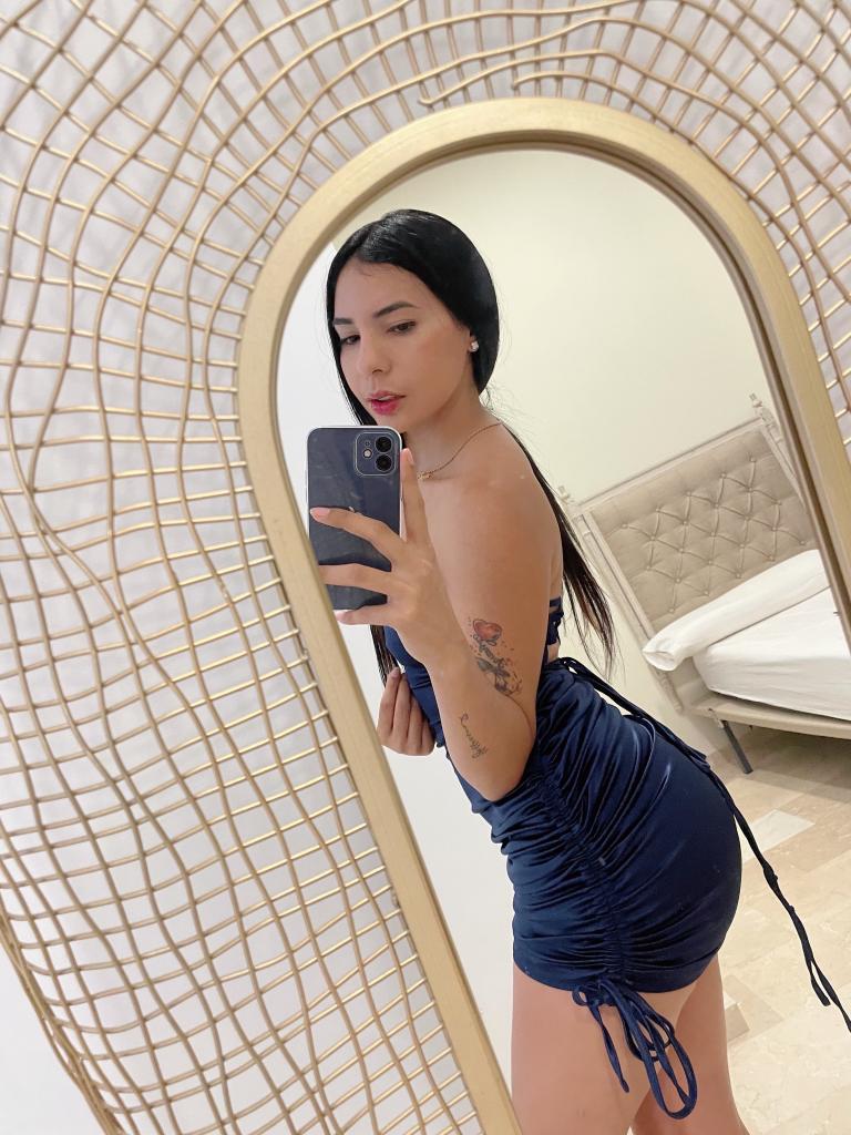 627067638: Chica busca chico en Cádiz