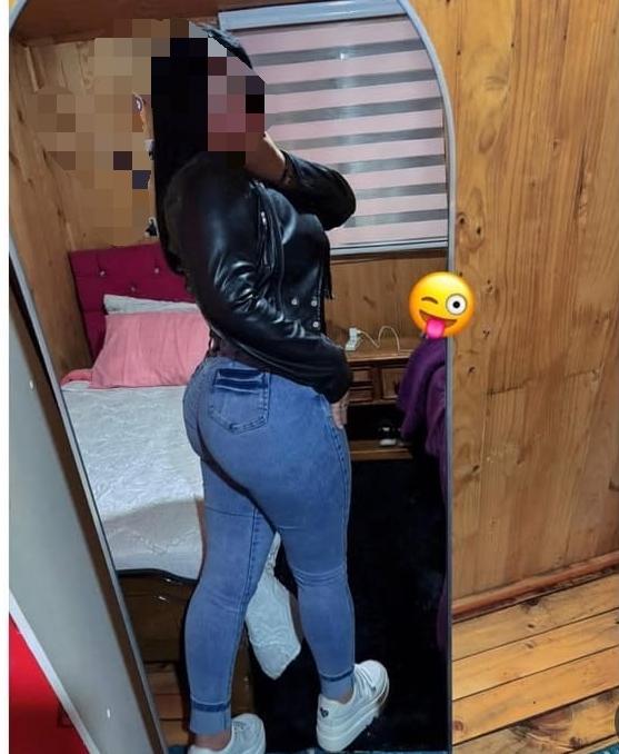 624302743: Chica busca chico en Cádiz