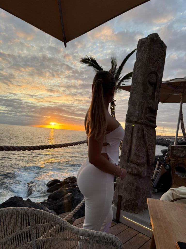 624801061: Chica busca chico en Tenerife