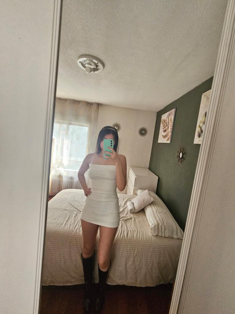 699431875: Chica busca chico en Zaragoza