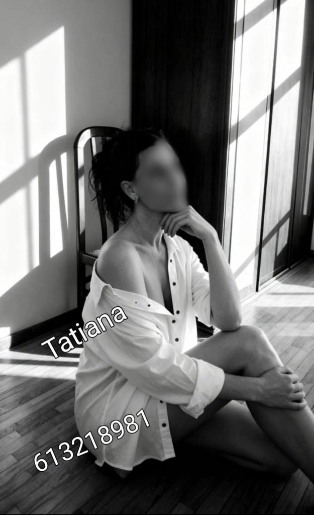 613218981: Chica busca chico en La Coruña