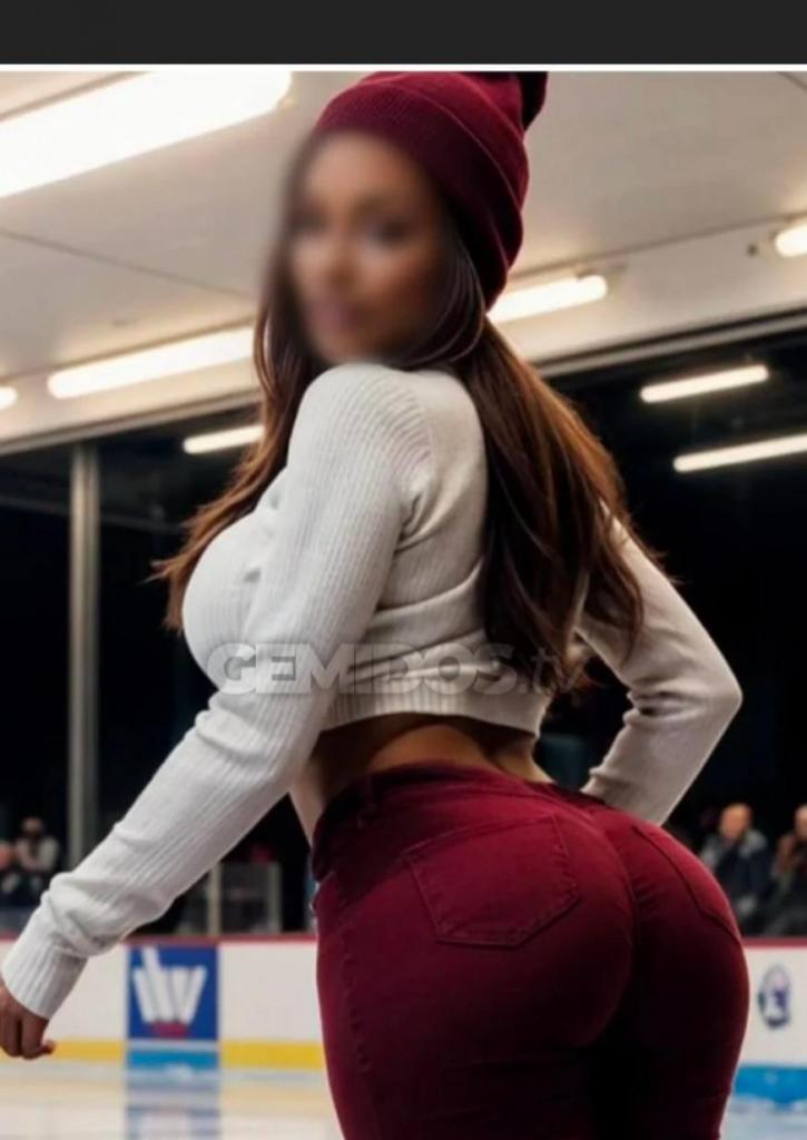 603804443: Chica busca chico en Málaga