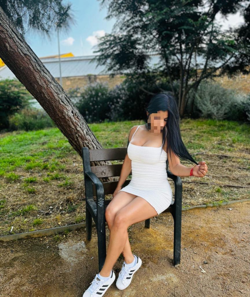 604337615: Chica busca chico en Mallorca