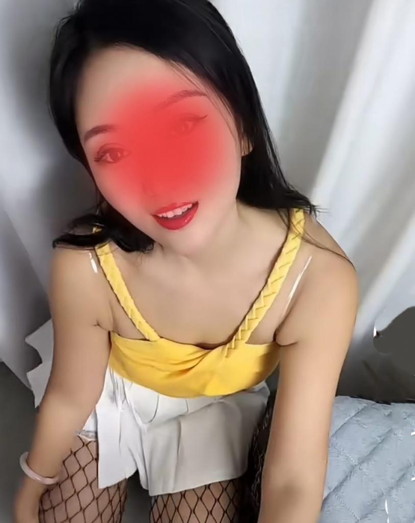 Chica busca chico en Gerona: Chica busca chico