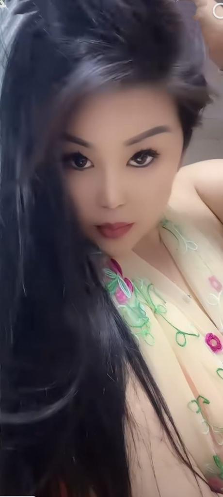 Chica busca chico en Gerona: Chica busca chico