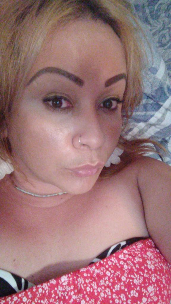 611358373: Travesti en León