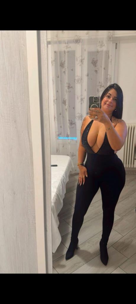 637422337: Chica busca chico en Barcelona