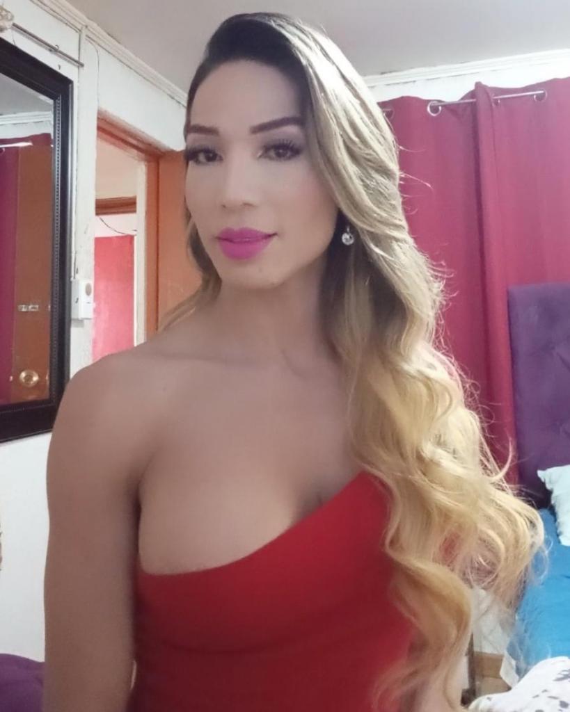 614040732: Transexual en Cádiz