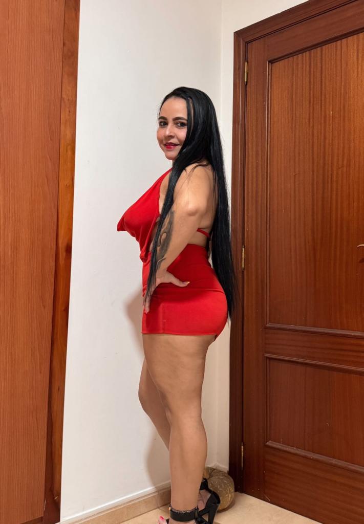 615684423: Chica busca chico en Madrid