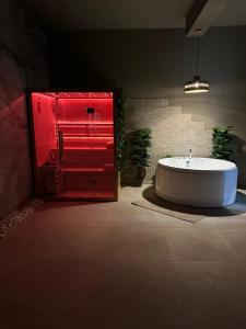 610883083:  en Málaga