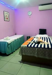 623305385: Chica busca chico en Barcelona