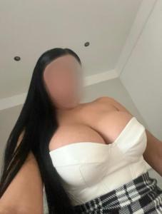 614935686: Chica busca chico en Navarra